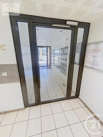 Appartement F4 à vendre  4 pièces - 83,48 m 2   MANTES LA JOLIE  - 78