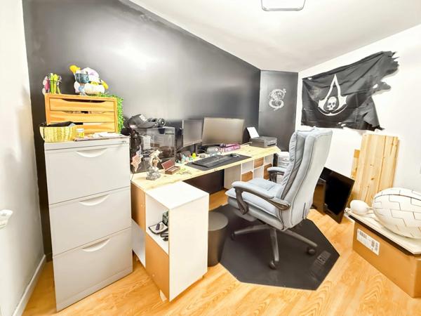 Dept de la vienne (86) Maison de ville à vendre 8 pièces CHATELLERAULT (86)