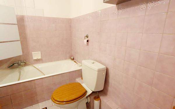 Appartement à vendre    1 pièce • 26,74 m2 Nice