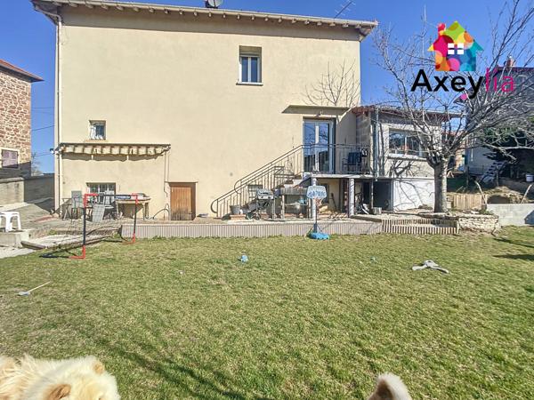 Charlieu (42190) A VENDRE - SECTEUR CHARLIEU - MAISON RÉNOVÉE AVEC DÉPENDANCES ET TERRAIN