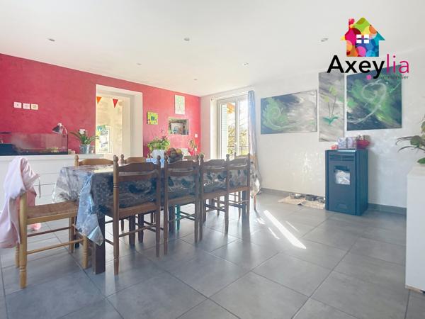 Charlieu (42190) A VENDRE - SECTEUR CHARLIEU - MAISON RÉNOVÉE AVEC DÉPENDANCES ET TERRAIN