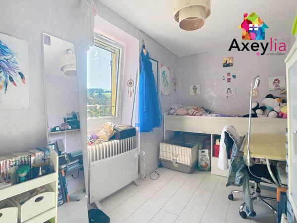 Charlieu (42190) A VENDRE - SECTEUR CHARLIEU - MAISON RÉNOVÉE AVEC DÉPENDANCES ET TERRAIN