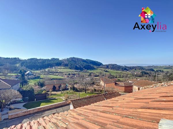 Charlieu (42190) A VENDRE - SECTEUR CHARLIEU - MAISON RÉNOVÉE AVEC DÉPENDANCES ET TERRAIN