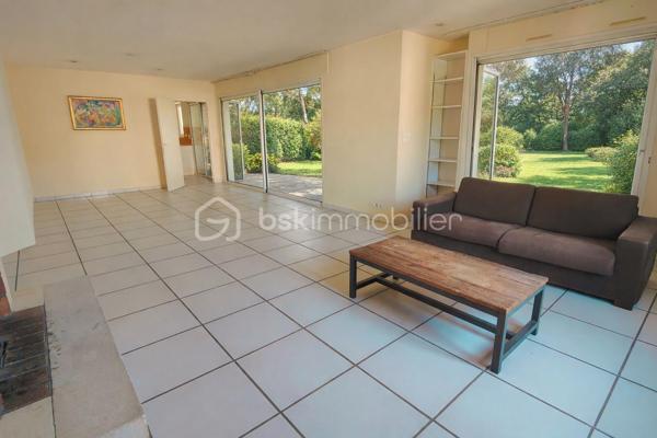 Maison traditionnelle de 240 m²