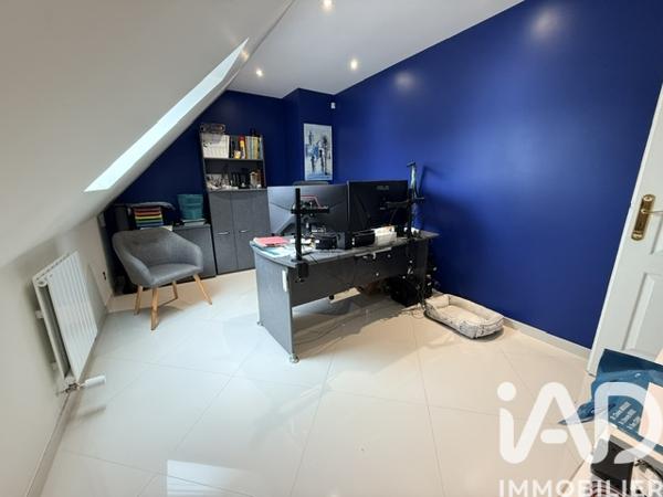 Maison à vendre 6 pièces 157 m² Villecresnes