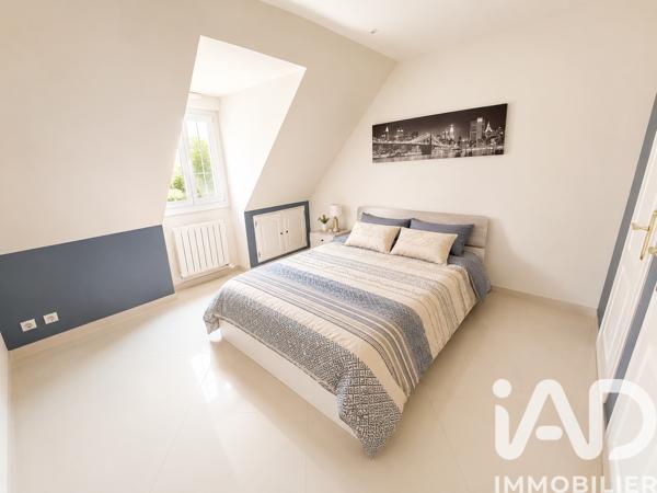 Maison à vendre 6 pièces 157 m² Villecresnes