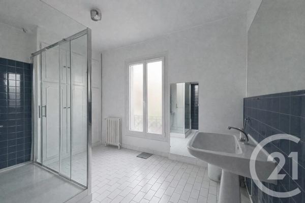 Maison à vendre  6 pièces - 140,54 m 2   SURESNES  - 92