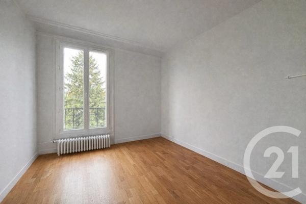 Maison à vendre  6 pièces - 140,54 m 2   SURESNES  - 92