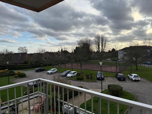 Bel appartement  T3, 65 m2 avec ascenseur, balcon et tennis dans quartier recherché  - 205 000  - DPE C