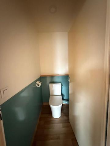 Bel appartement  T3, 65 m2 avec ascenseur, balcon et tennis dans quartier recherché  - 205 000  - DPE C