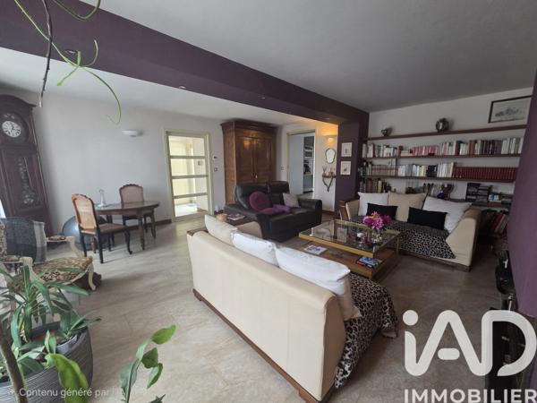 Maison à vendre 7 pièces 220 m² Montlieu-la-Garde