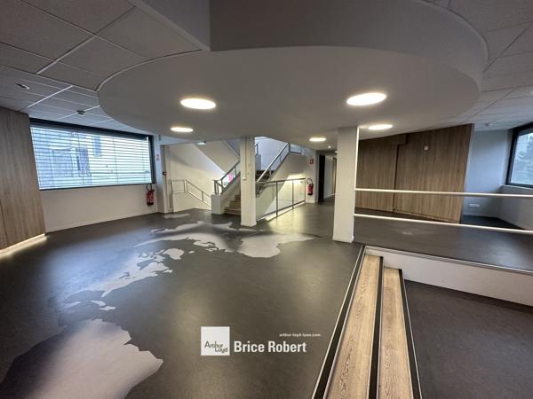 Bureaux à vendre Caluire et Cuire emplacement proche métro et bus TCL