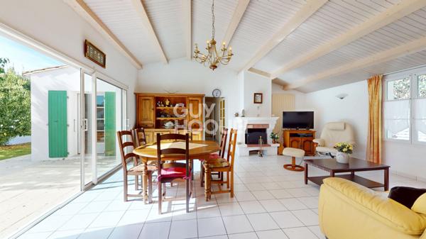 Maison de plain-pied à Ars-en-Ré ? en plein centre, au calme