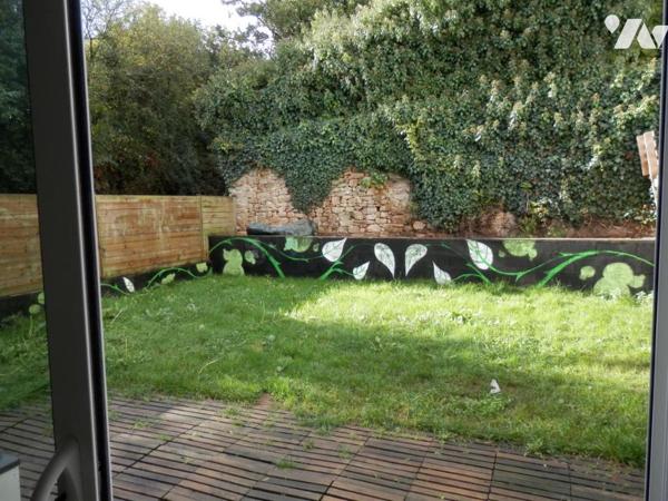 HENNEBONT, Maison LOUEE de plain-pied, 2 chambres et jardin