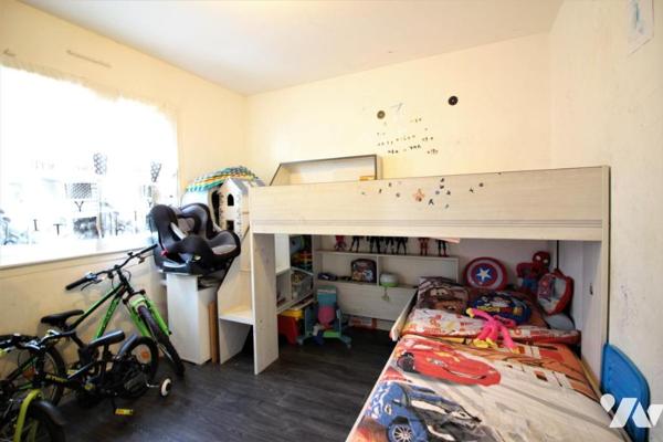 HENNEBONT, Maison LOUEE de plain-pied, 2 chambres et jardin