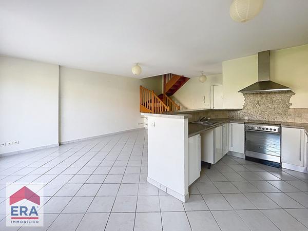 CHÂTEAU-GOMBERT 13013 - DUPLEX T3 DE 75 M² EN DERNIER ÉTAGE AVEC TERRASSE, PARKING ET ENVIRONNEMENT VERDOYANT