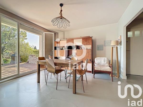 Maison à vendre 4 pièces 124 m² Tavel