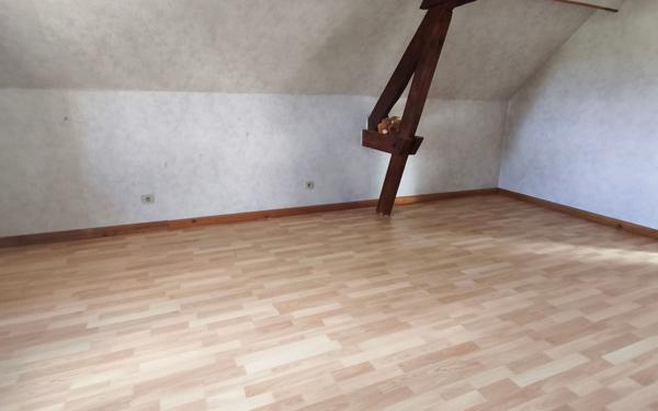 Maison à vendre    5 pièces • 165 m2 Aizecourt-le-Haut