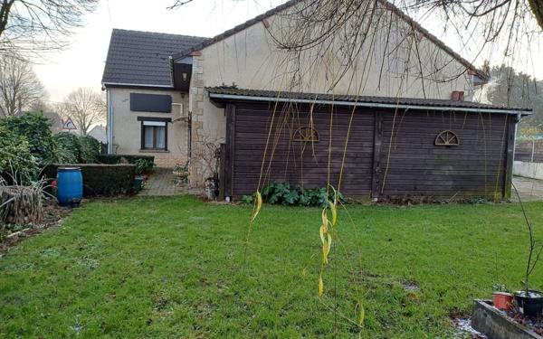 Maison à vendre    5 pièces • 165 m2 Aizecourt-le-Haut