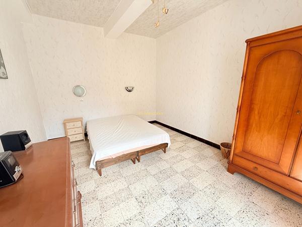 A VENDRE AGDE MAISON  4 PIÈCES + COMBLES 32M²