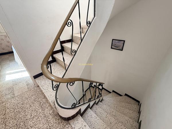 A VENDRE AGDE MAISON  4 PIÈCES + COMBLES 32M²
