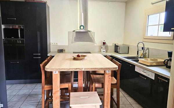 Appartement à vendre    5 pièces • 143 m2 Avignon
