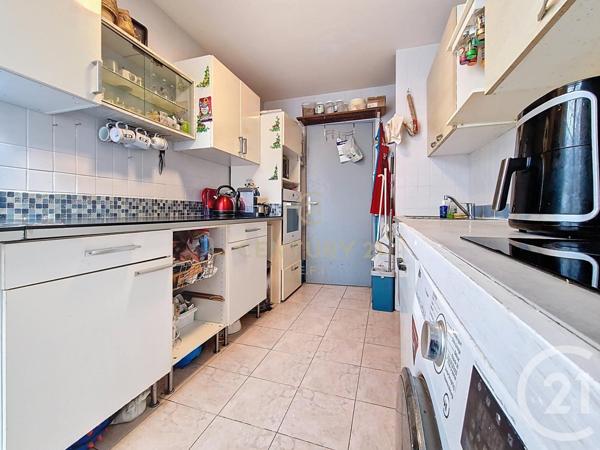 Appartement F4 à vendre  4 pièces - 83 m2 NOISY LE GRAND - 93