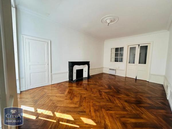 Appartement à louer 3 pièces 77.96m²