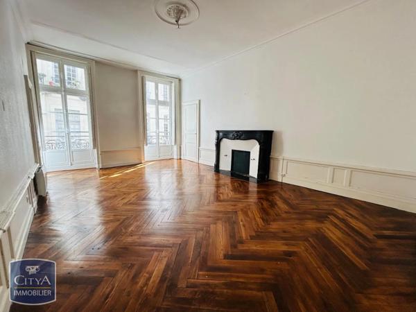 Appartement à louer 3 pièces 77.96m²