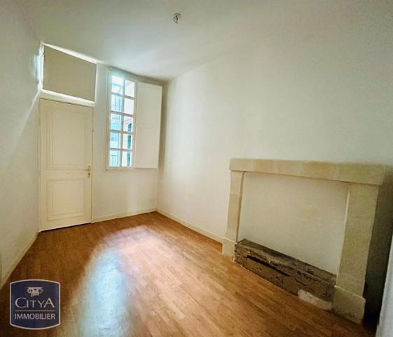 Appartement à louer 3 pièces 77.96m²