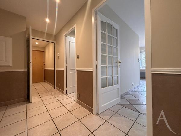 Appartement 3 pièces ? 7ème étage avec ascenseur ? Bourges centre