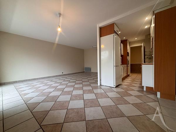 Appartement 3 pièces ? 7ème étage avec ascenseur ? Bourges centre