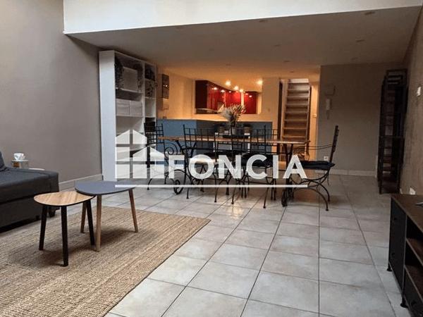 Location Appartement 2 pièces 54.55 m² - 9 RUE FENOUILLET Hyeres 83400