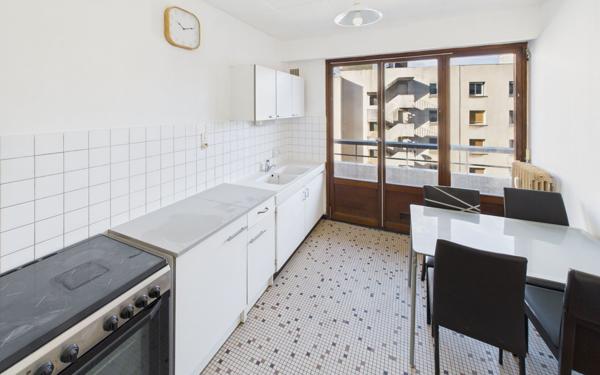 Appartement à vendre    2 pièces • 53,38 m2 Chambéry