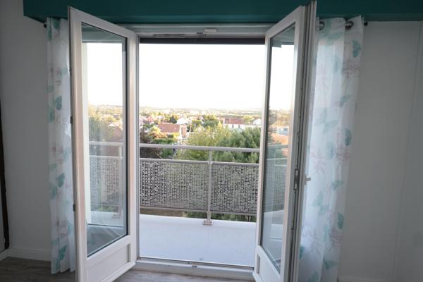 Beau 4 pièces de 71 m² dans résidence sécurisée  en centre ville