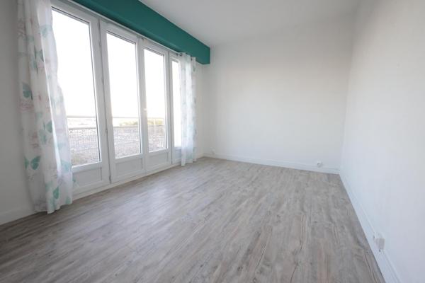 Beau 4 pièces de 71 m² dans résidence sécurisée  en centre ville