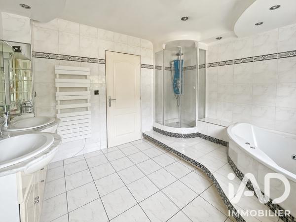 Maison à vendre 5 pièces 140 m² Montfermeil
