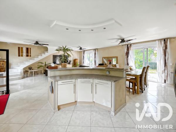 Maison à vendre 5 pièces 140 m² Montfermeil