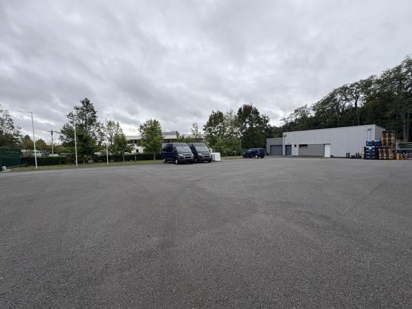 Bâtiment mixte bureaux et activités - 642 m2 - À louer - Pôle 45 - Ormes/Saran