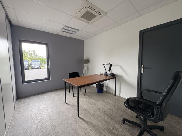 Bâtiment mixte bureaux et activités - 642 m2 - À louer - Pôle 45 - Ormes/Saran