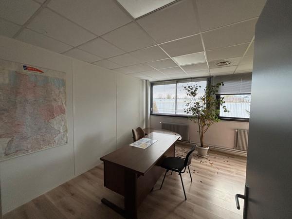 A LOUER - BUREAUX 95M2 - SENLIS