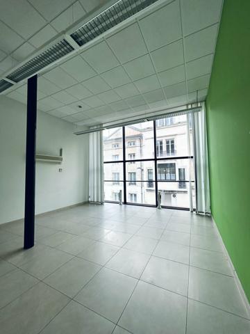 BUREAUX à LOUER de 284 m²