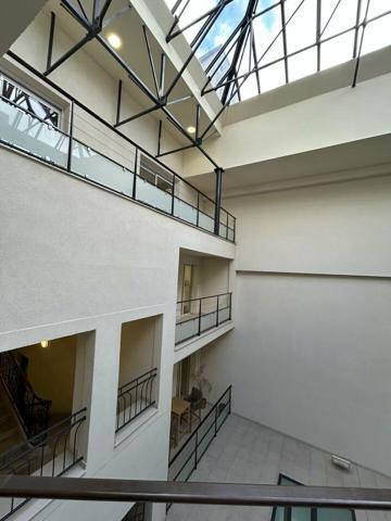 BUREAUX à LOUER de 284 m²