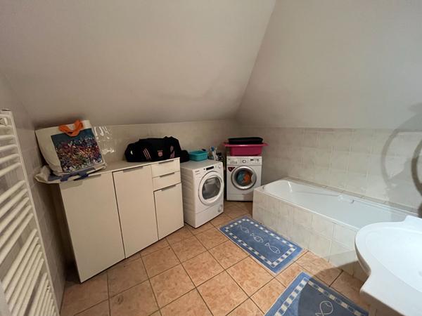 Maison Saint Herblain, 3 chambres, bureau, garage, jardin.