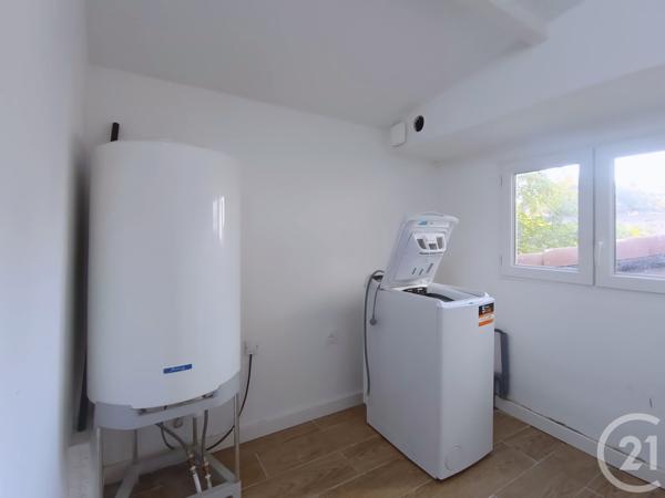 Immeuble à vendre  180 m2 PORT DE BOUC - 13