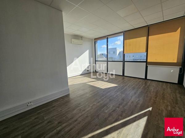 ANGERS EST bureaux de 192 m² à louer au RDC