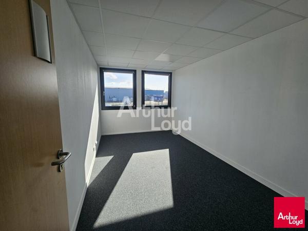 ANGERS EST bureaux de 192 m² à louer au RDC