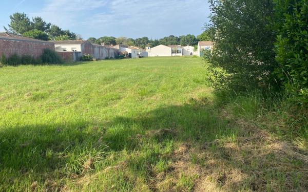 Terrain à vendre    Le Grand-Village-Plage