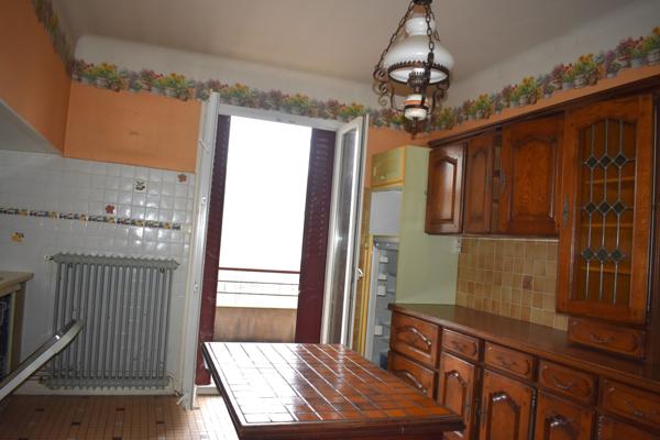 immeuble commercial et habitation