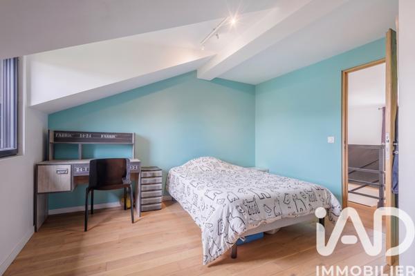 Maison à vendre 7 pièces 155 m² Saint-Cyr-l'École